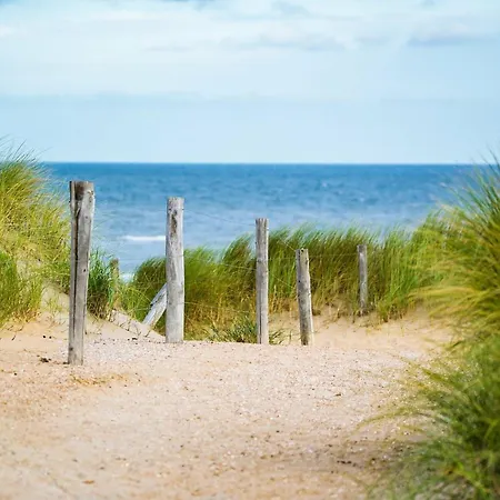Maison Avec Piscine Chauffee, A 500m De La Et Proche Foret - Terrasse, Velos Inclus - Fr-1-652-3 *
